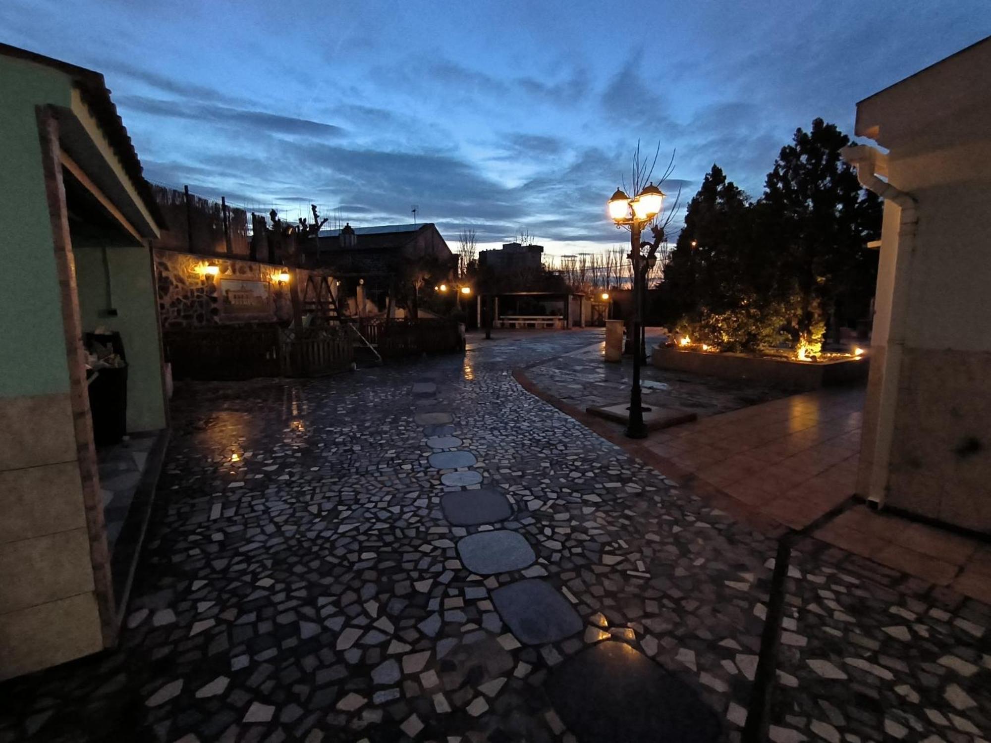 Apartamento En Zaragoza3 Bagian luar foto